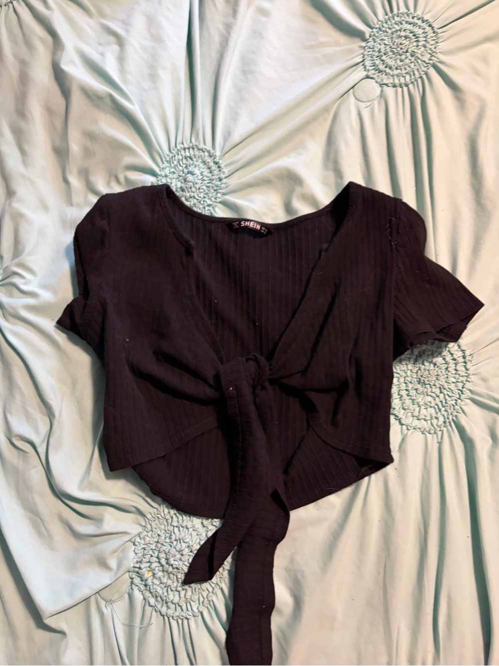 SHEIN Black Ribbed Tie-Front Short Sleeve Crop Top